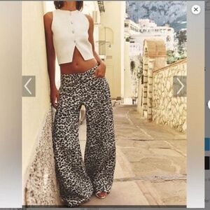 Zara baggy wide leg leopard jeans